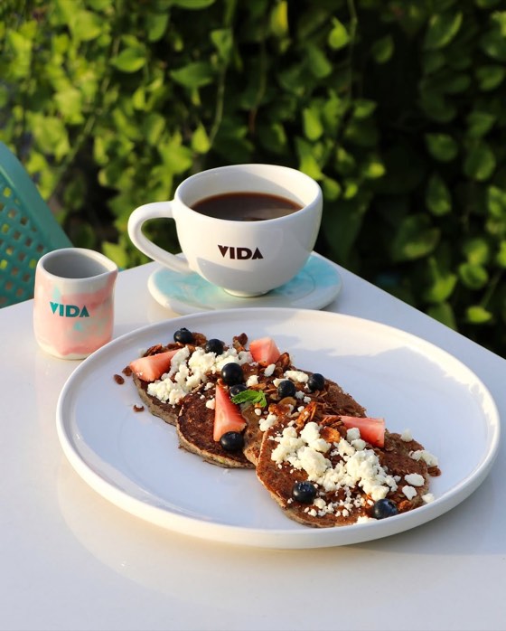 Pancakes de avena & feta